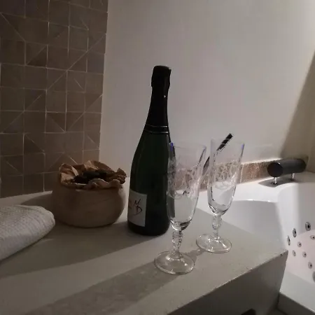 Holiday home La Petite Perle, Balneo En Supplement, Le Clos Des Perles Tourtour